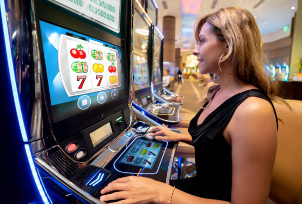 Our HD live-dealer table layout Our king177 live casino HD table screen